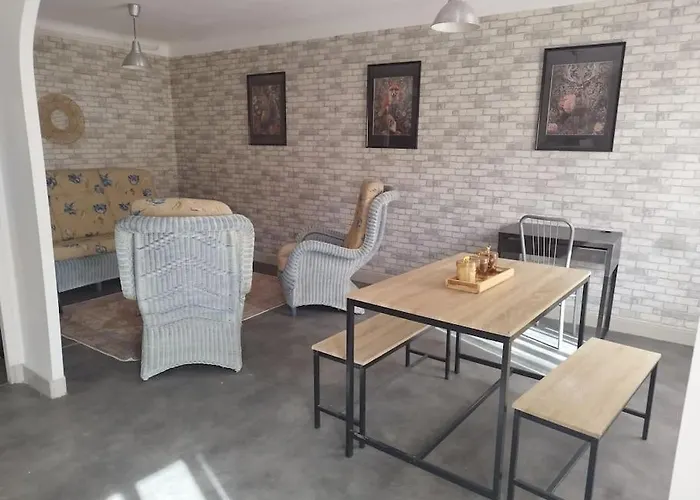 Jolie Maison De Bourg Equipee 10km D'ambert Holiday home *