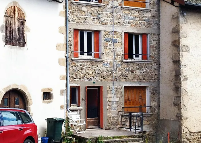 Jolie Maison De Bourg Equipee 10km D'ambert Holiday home *